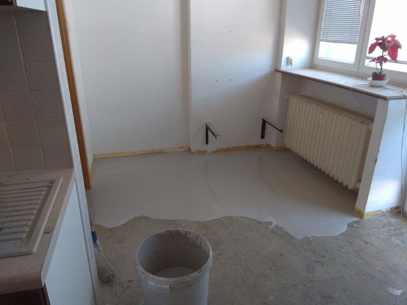Vyrovnání povrchu - stěrky, rošty, OSB desky