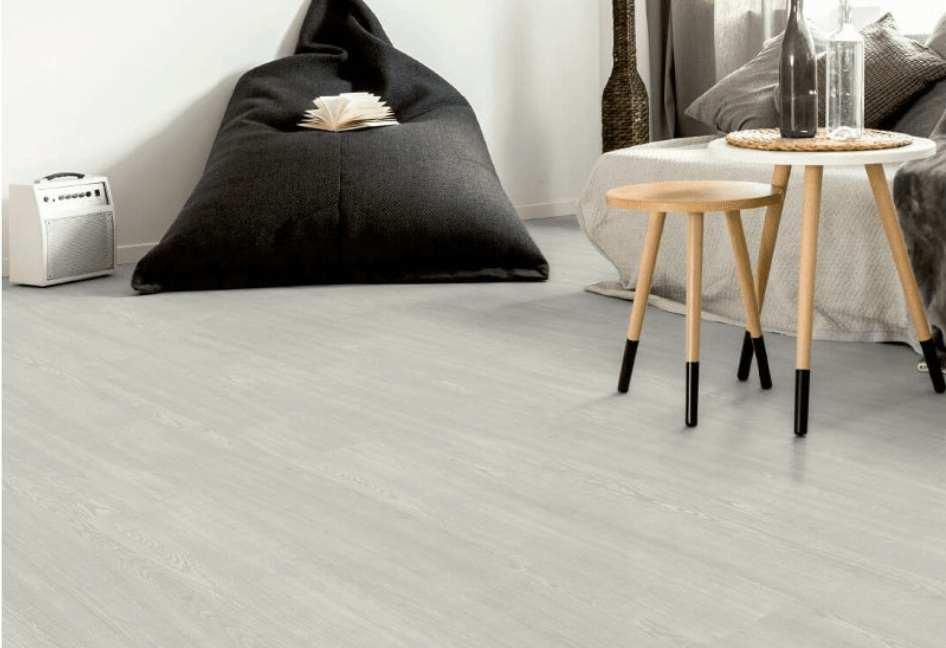 Vinylová podlaha Expona Domestic 5991 White Saw Cut Ash