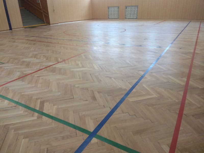 Renovace parket v tělocvičně pro ZŠ Emila Zátopka